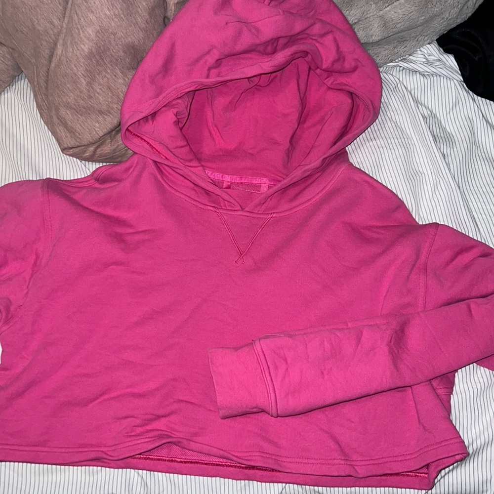 Lululemon cropped pink hooded sweatshirt